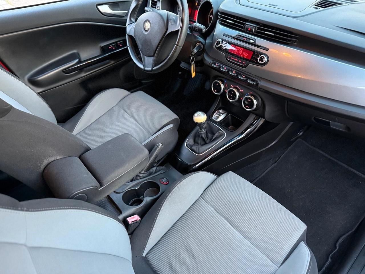 Alfa Romeo Giulietta 1.6 JTDm-2 105 CV Exclusive