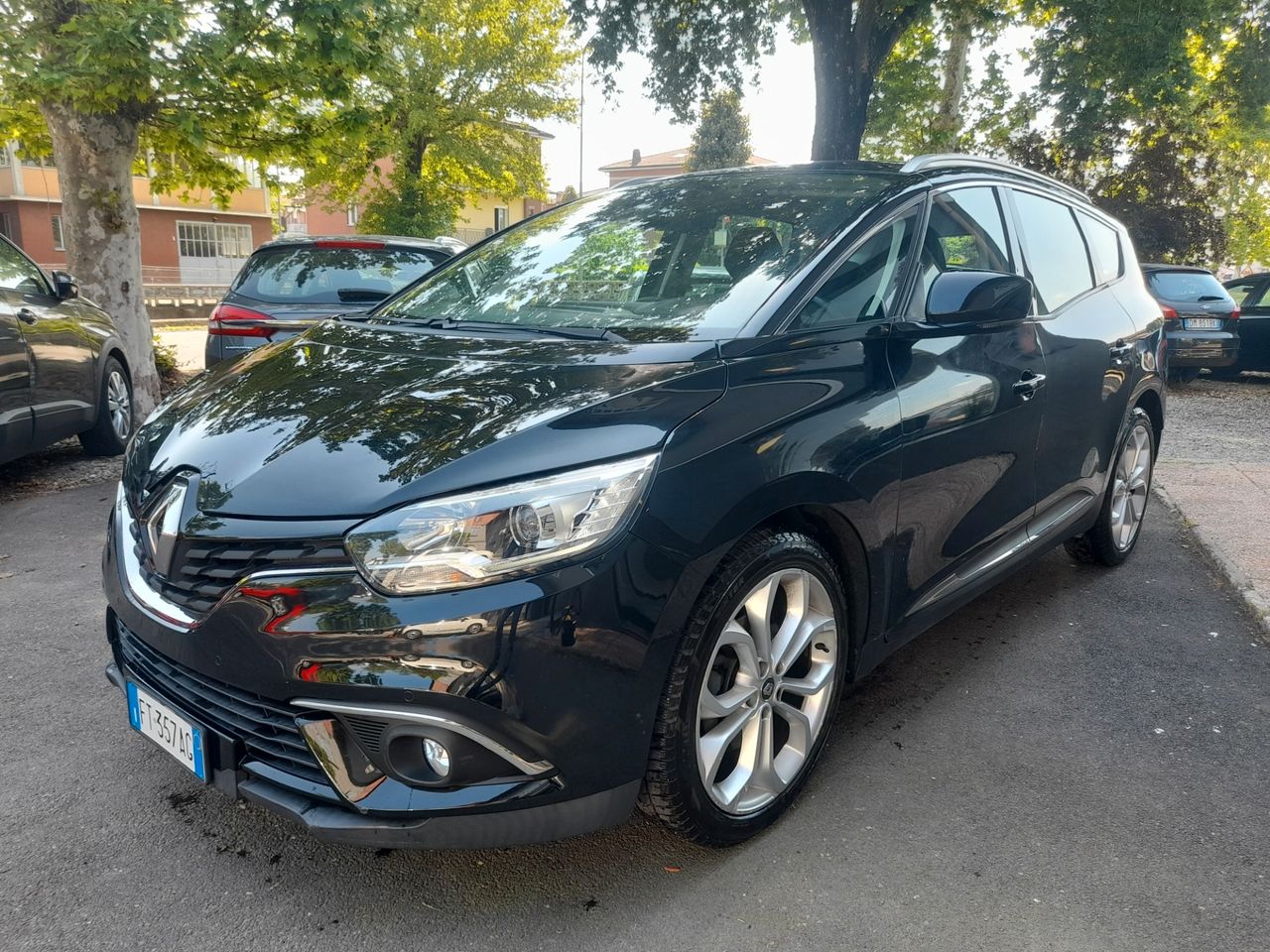 Renault Grand Scenic dCi 8V 110 CV automatica Business 7 POSTI IVA ESPOSTA