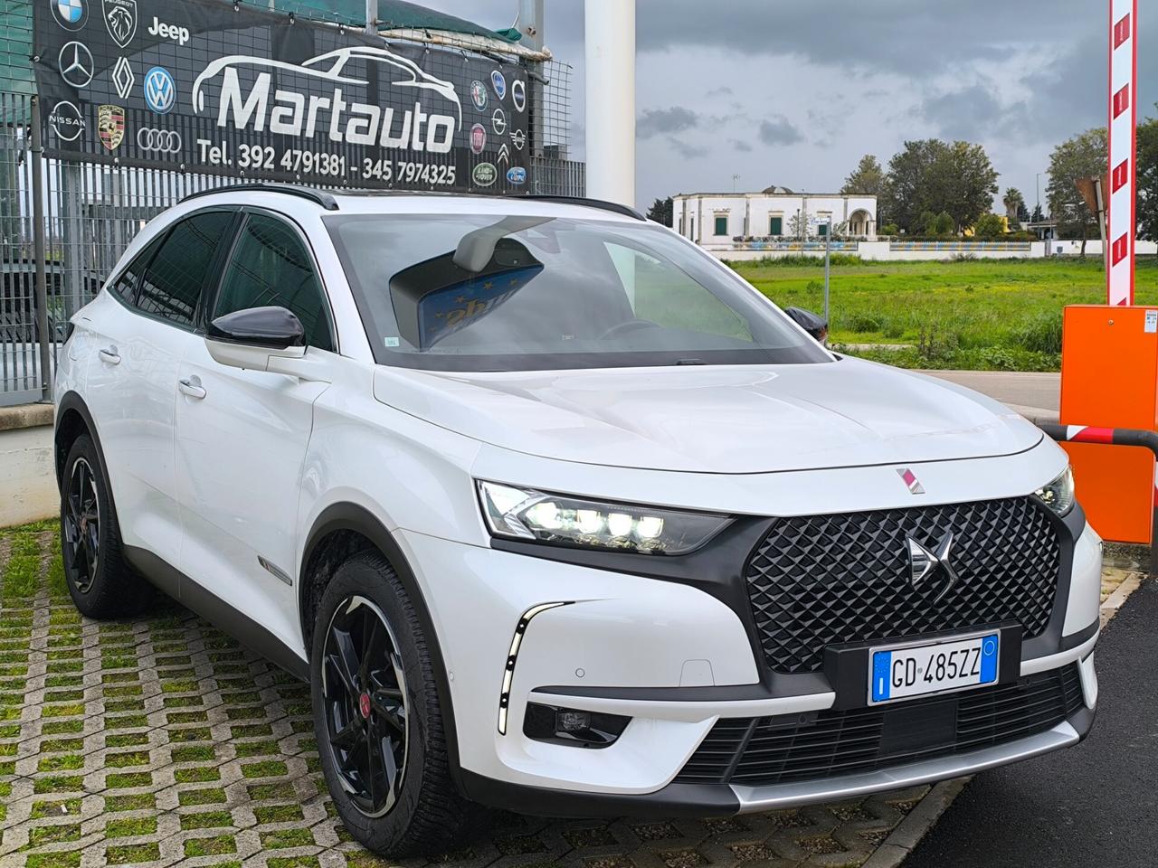 DS 7 PERFORMANCE LINE++1.5 HDI FULL LED/NAV/ TETTO