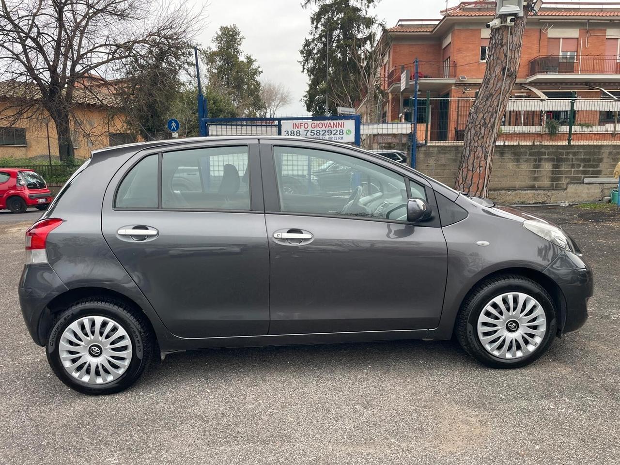 Toyota Yaris 1.3 5 porte M-MT Sol