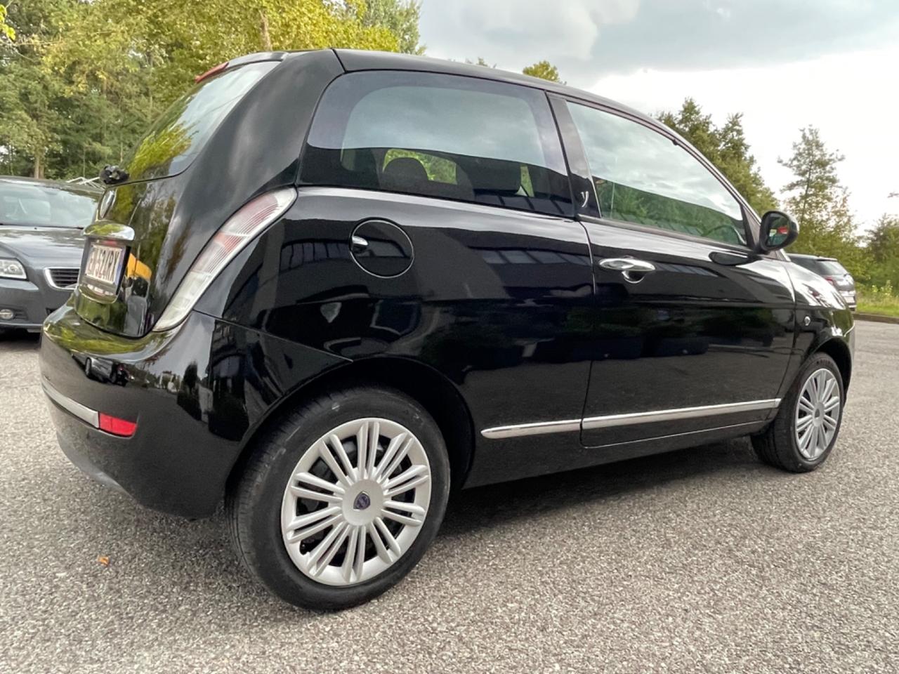 Lancia Ypsilon 1.2 69 CV*Neopatentati*Solo 83000km*