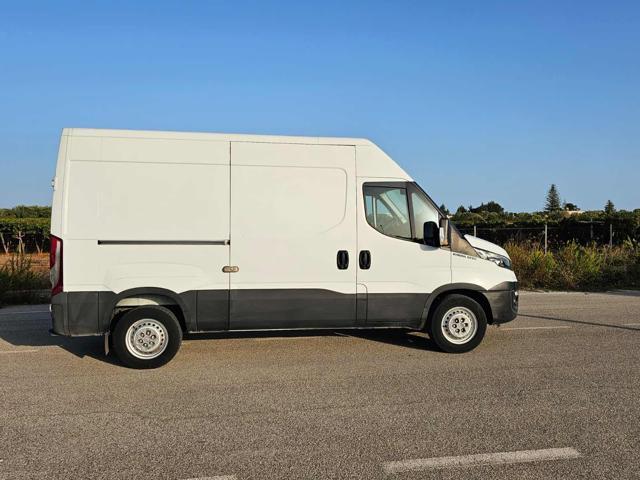 IVECO Daily 33S14 2.3 HPT PM-TM Furgone