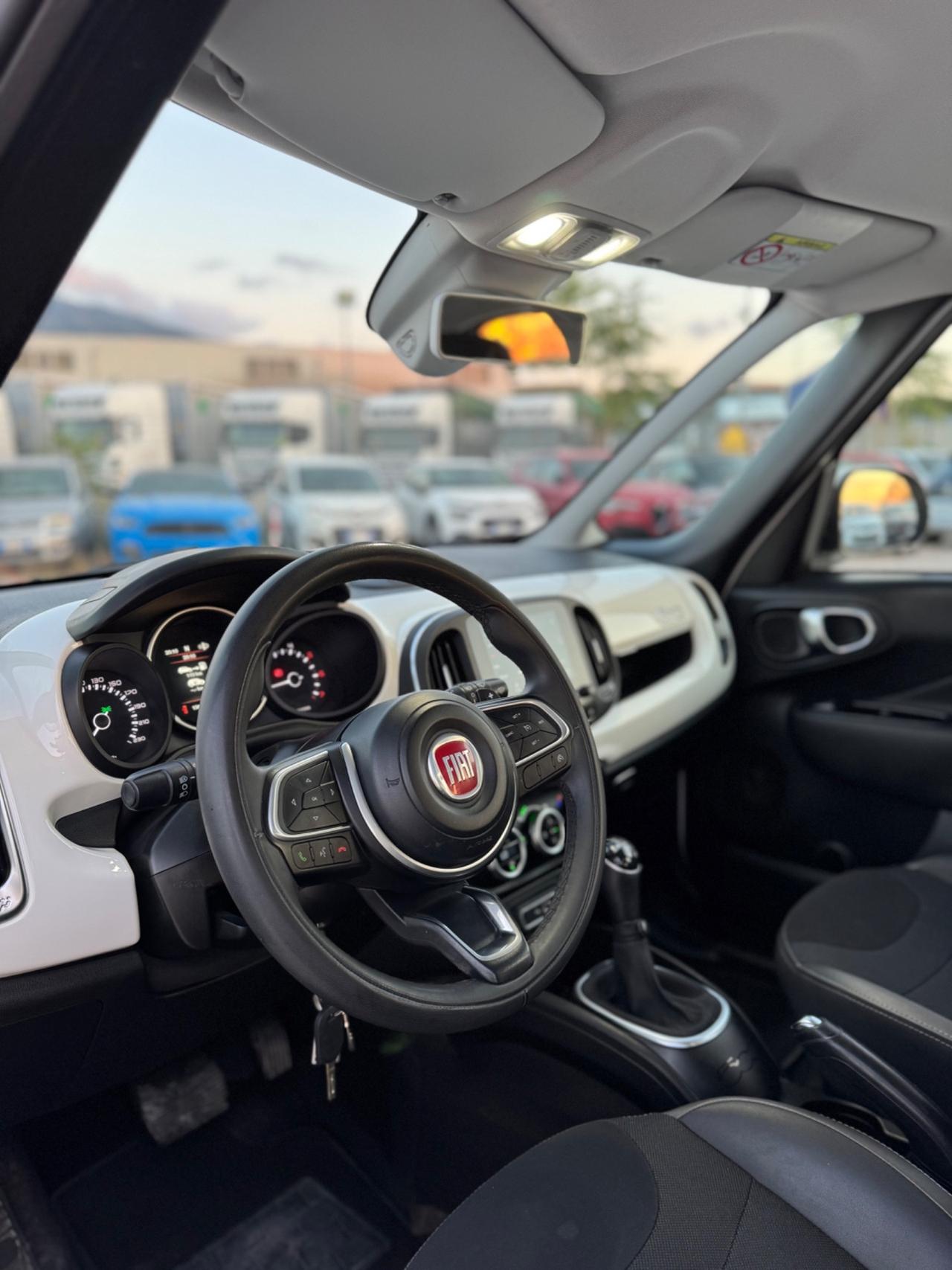 Fiat 500L 1.3 Multijet 95 CV Dualogic Cross