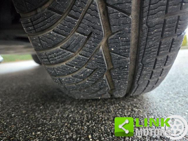 VOLKSWAGEN Taigo 1.5 TSI ACT 150 CV DSG R-Line GARANZIA INCLUSA