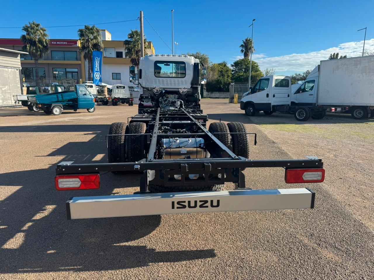 Isuzu F14 5.2 240cv Passo Q a Telaio Nuovo da Immatricolare