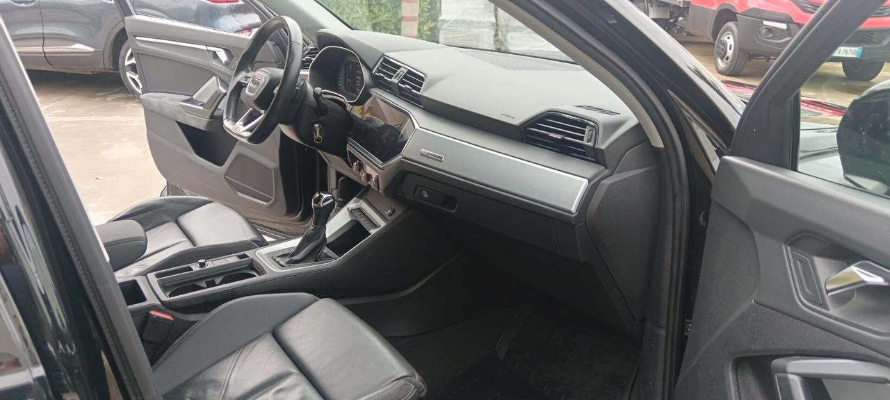 Audi Q3 35 TDI S tronic line edition