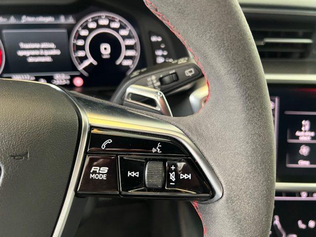 AUDI RS6 Avant 4.0 TFSI V8 quattro //CARBO//HEAD UP//