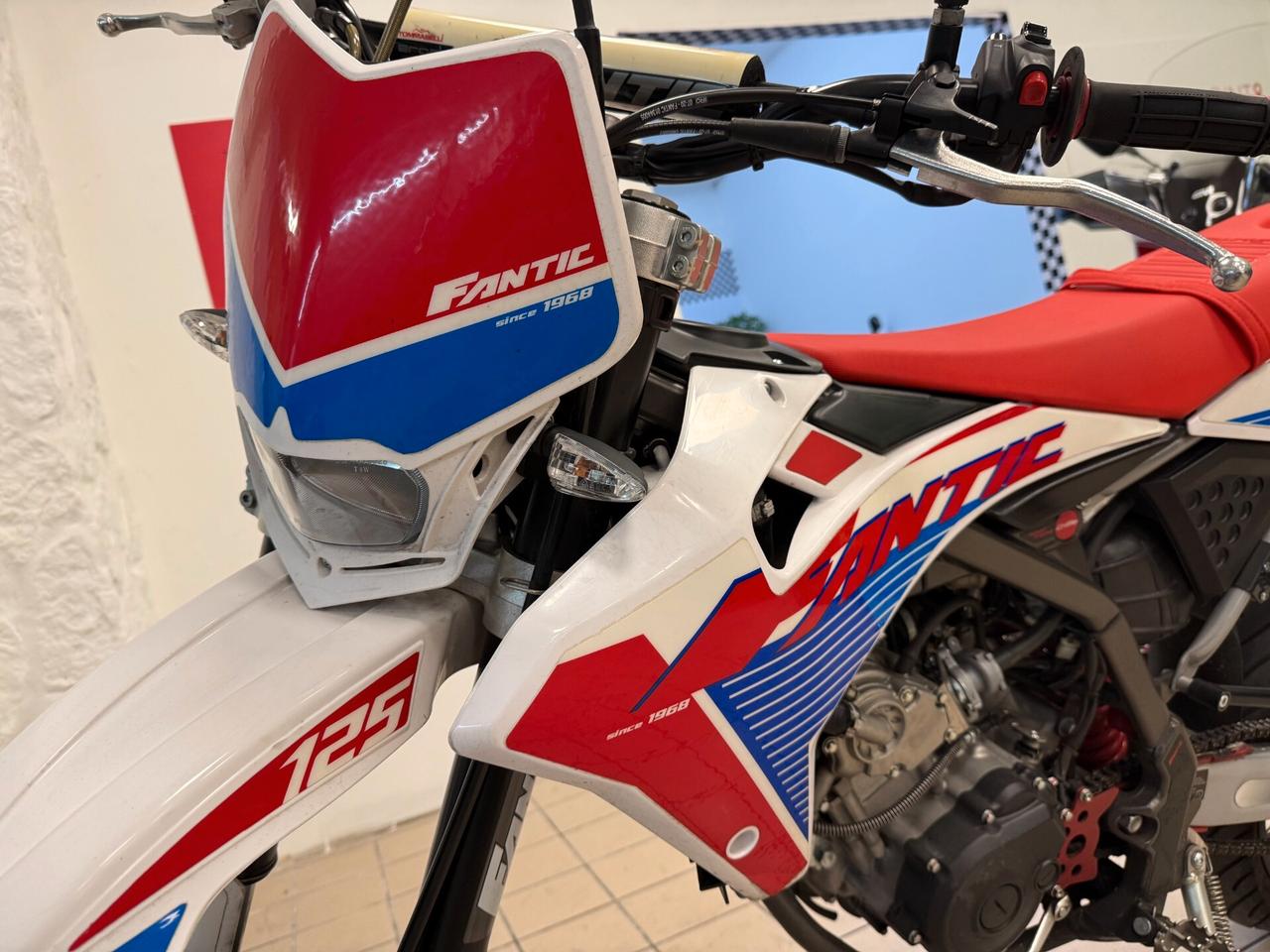 Fantic Motor Motard 125 PERFORMANCE 4T