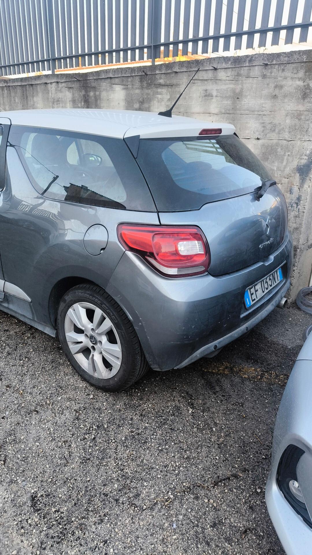 Ds DS3 DS 3 1.4 HDi 70 Just Black
