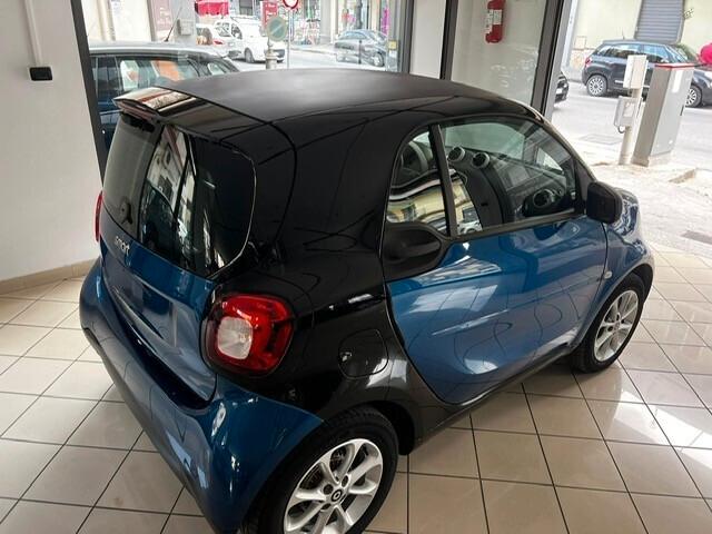 Smart ForTwo 0.9 Turbo Basis Standard