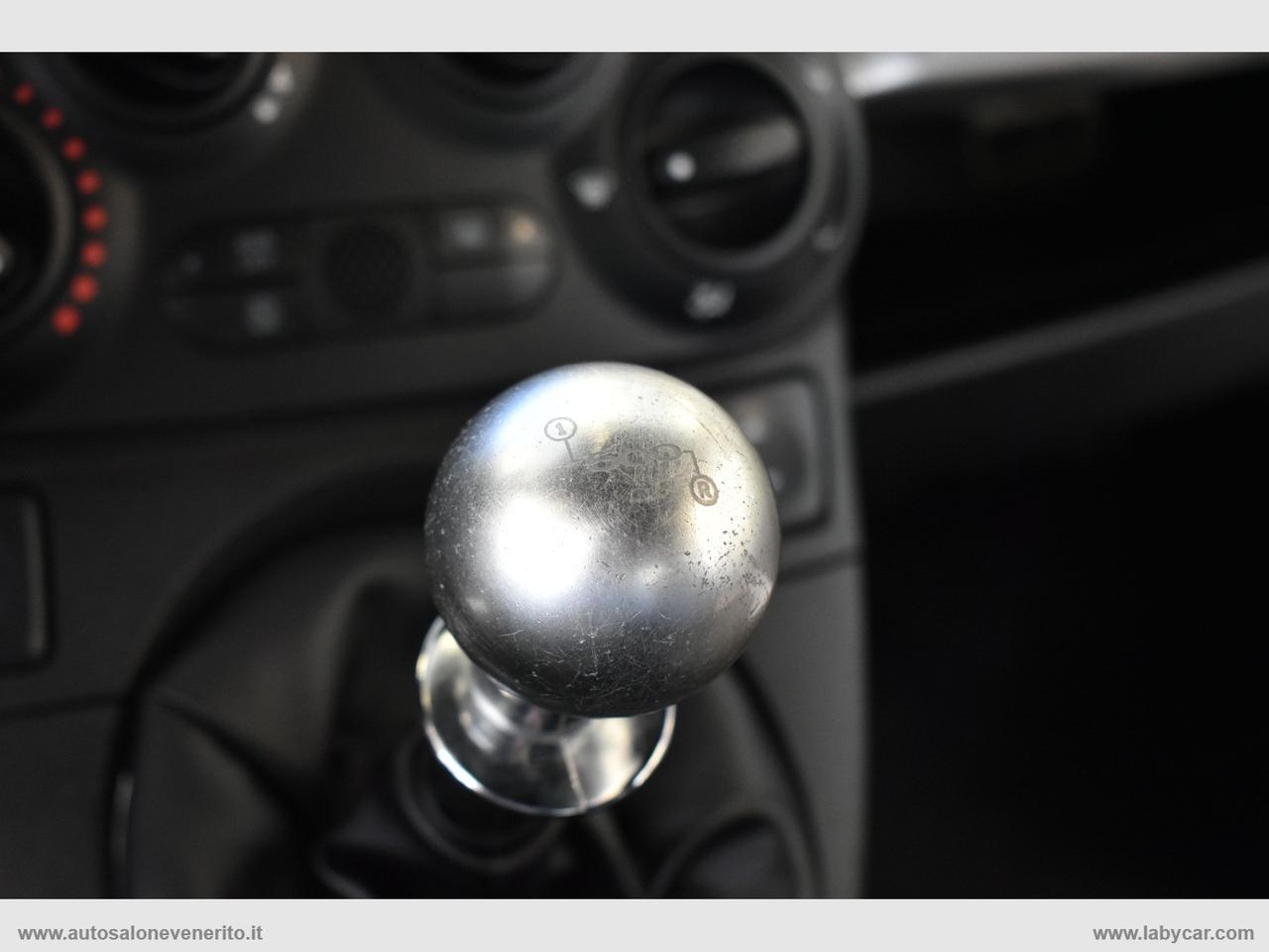 FIAT 500 0.9 TwinAir Turbo Matt Black