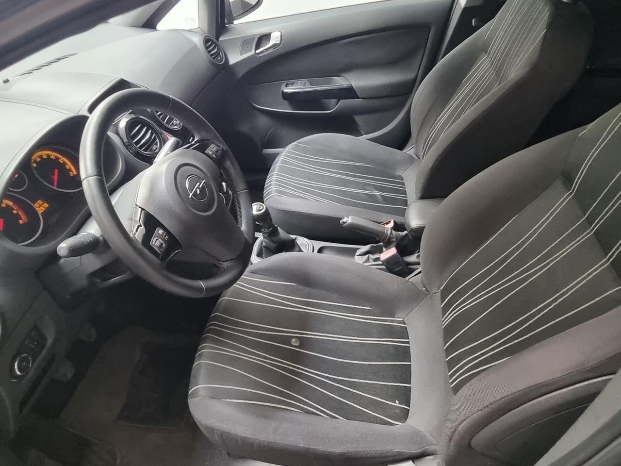 Opel Corsa 1.2 80CV 5 porte GPL-TECH Edition