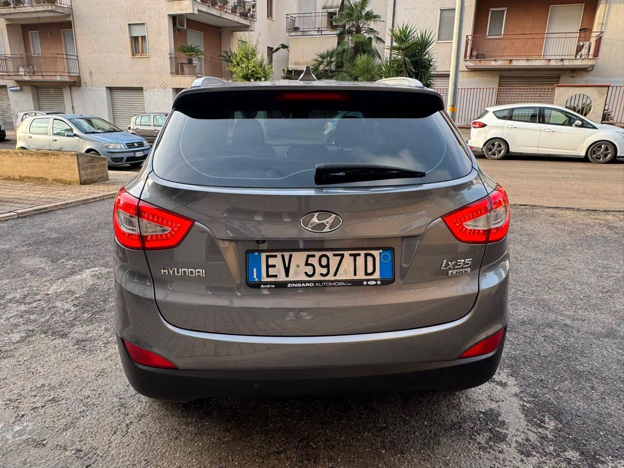 HYUNDAI IX35 1.7 CRDI 115 CV. 2WD NAVI+CERCHI+RETROCAMERA