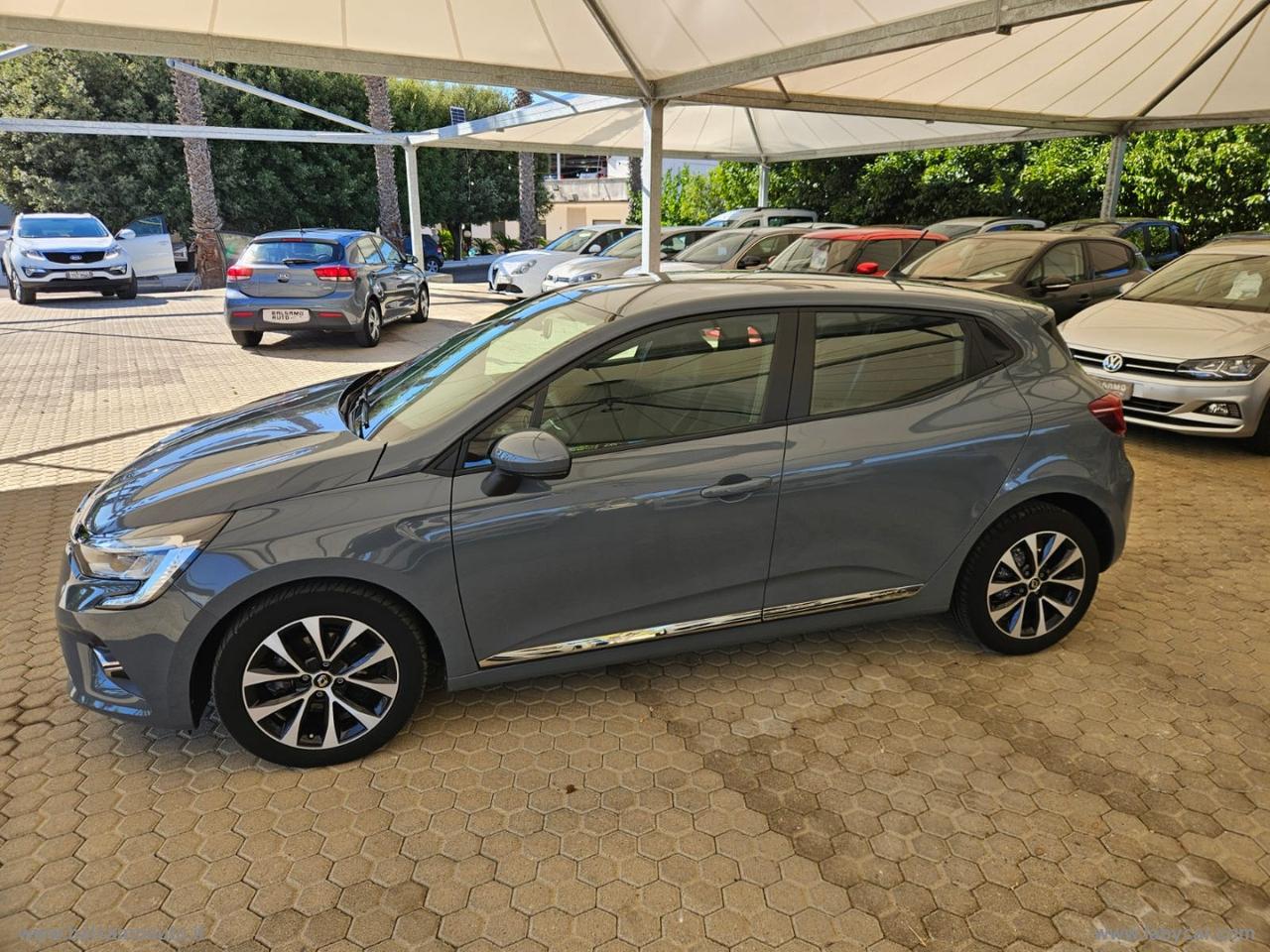RENAULT Clio TCe 12V 100 CV 5p. Zen