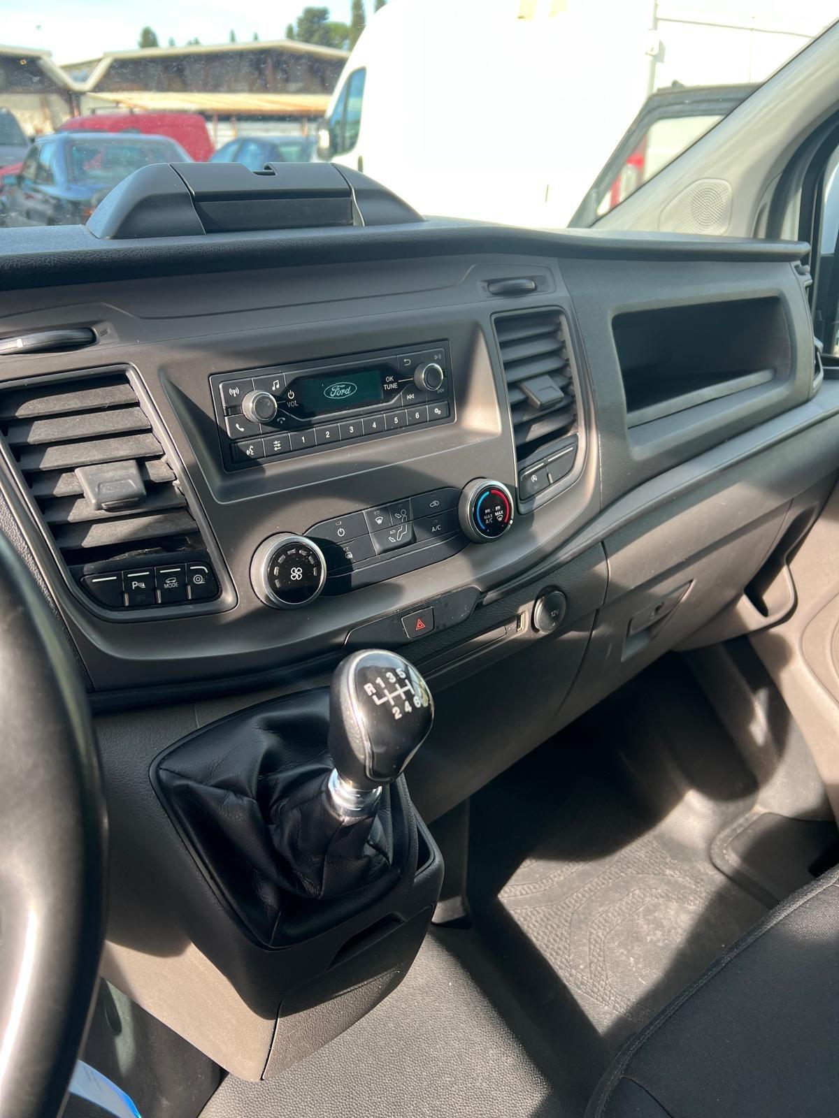 Ford Transit Custom con motore nuovo!