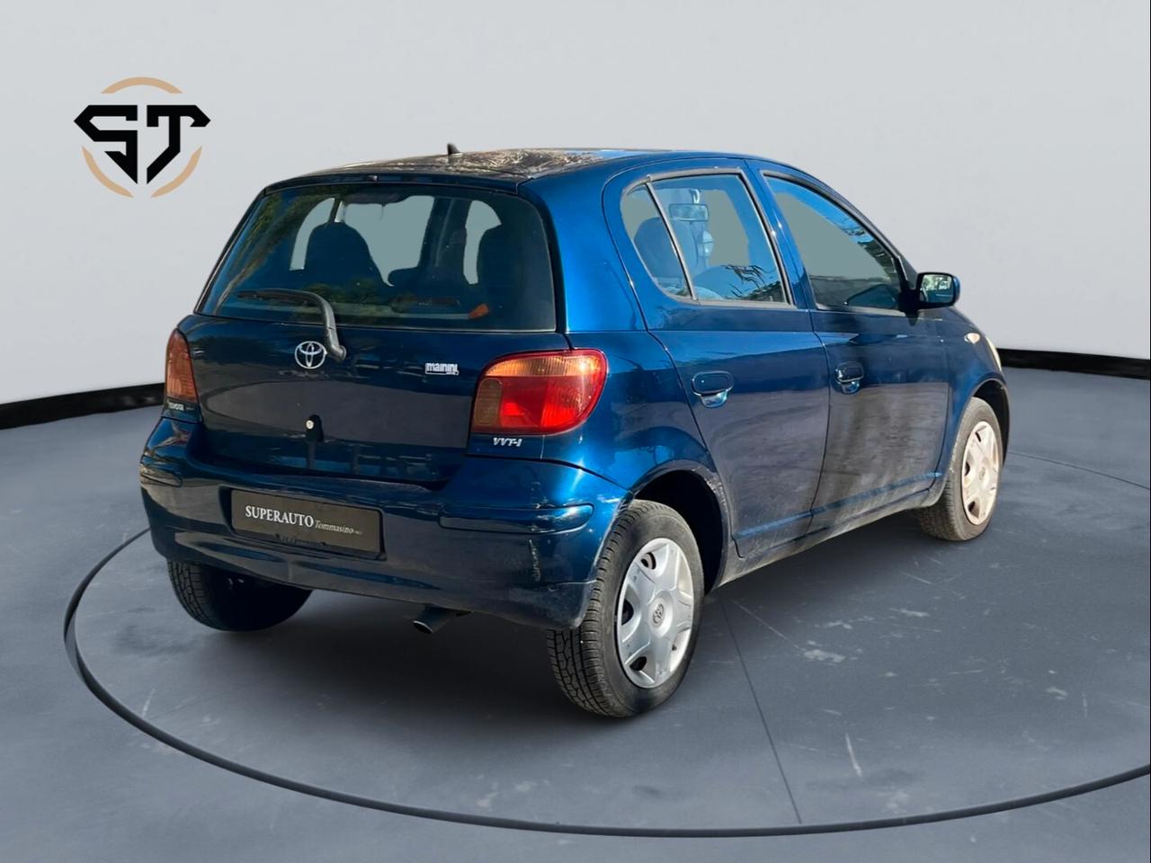 Toyota Yaris 1.0i 16V cat 5 porte Sol