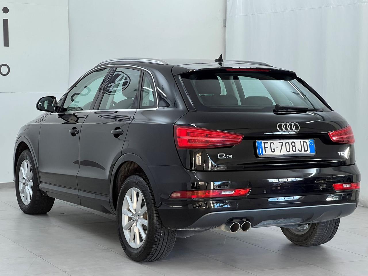 AUDI Q3 I 2015 Q3 2.0 tdi Business 120cv