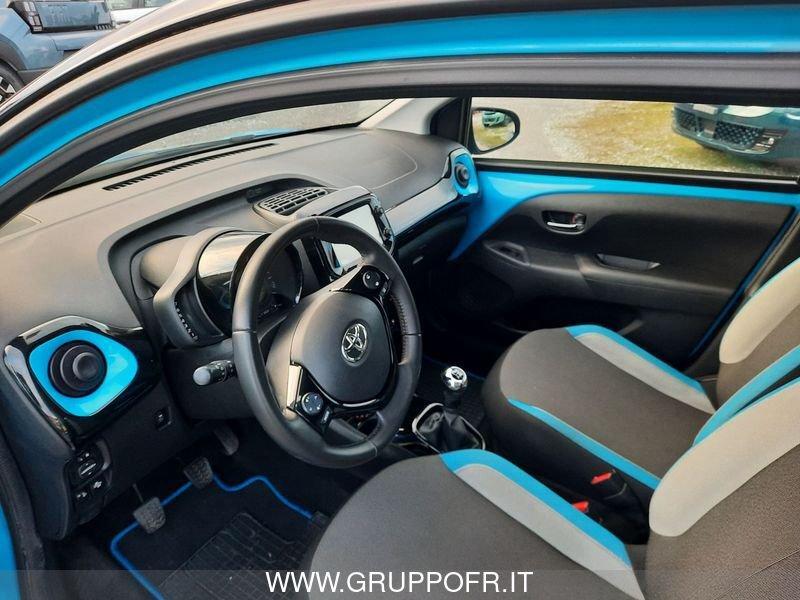 Toyota Aygo 1.0 VVT-i 69 CV 5 porte x-clusiv