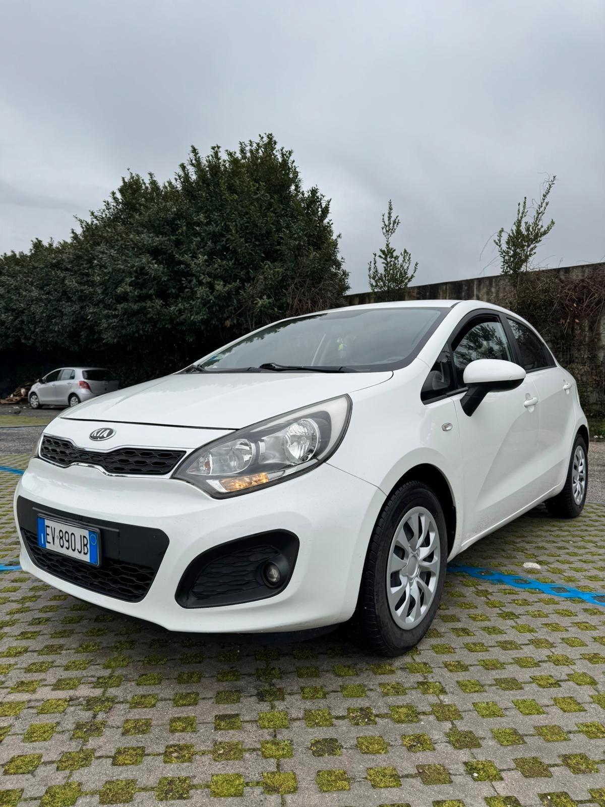 Kia Rio 1.1 CRDi 5p. Active ANNO 2014