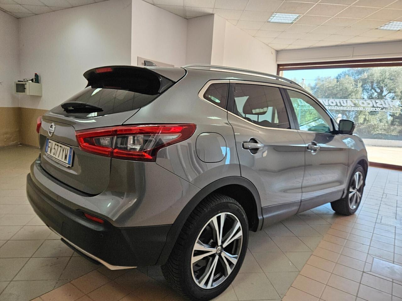 Nissan Qashqai 1.5 dCi N-Connecta