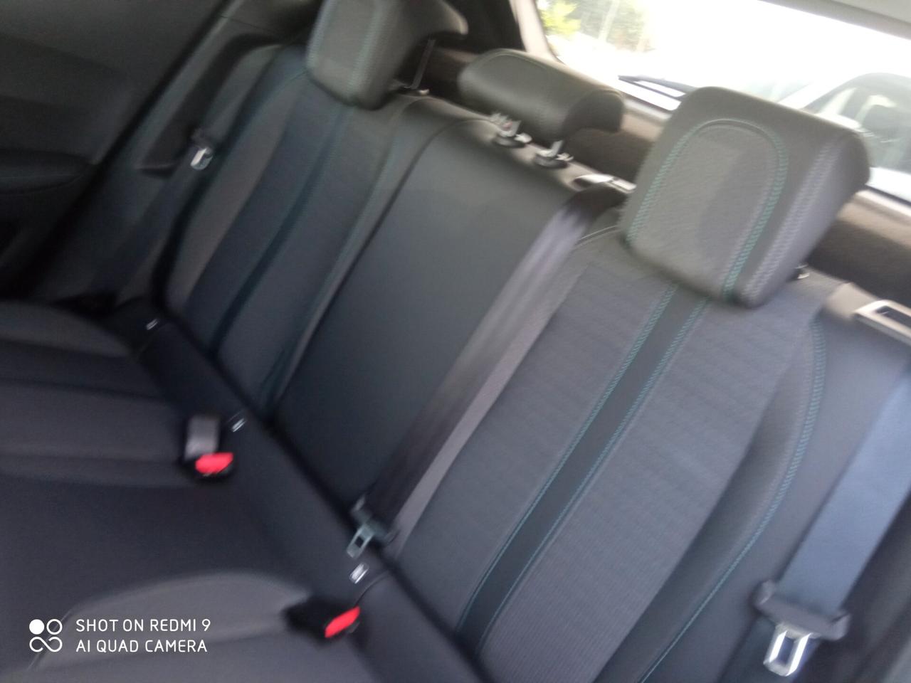 Peugeot 2008 BlueHDi 110 S&S Allure Pack
