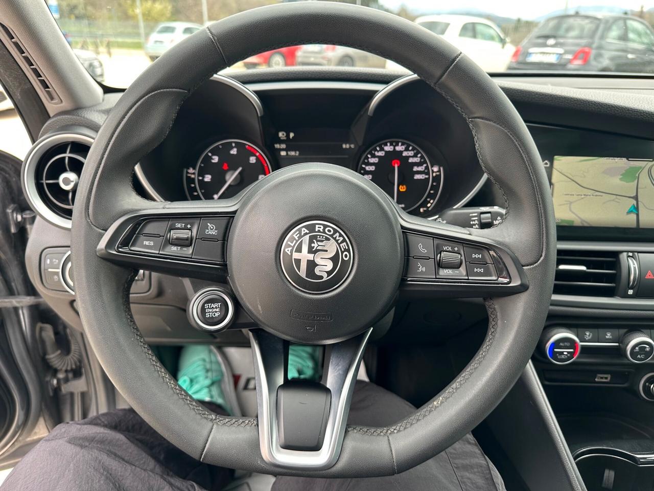 Alfa Romeo Giulia 2.2 Turbodiesel 136 CV AT8 Super