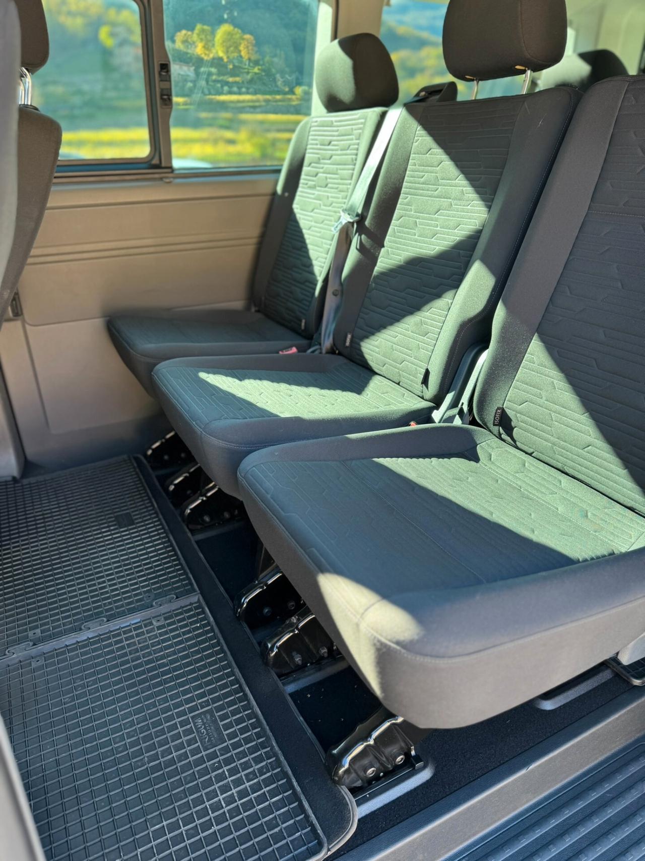 Volkswagen T6.1 Caravelle 2.0 TDI 150CV DSG Cruise STRAFULL 8 Posti