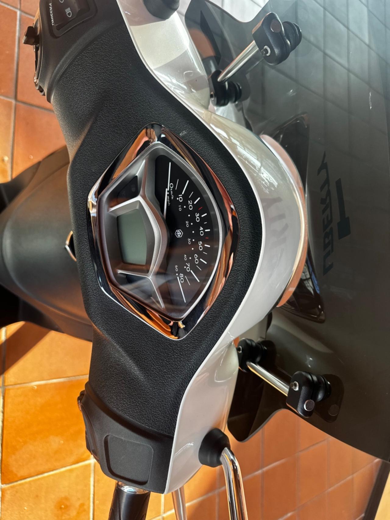 Piaggio liberty 50 pari al nuovo 700 km percorsi