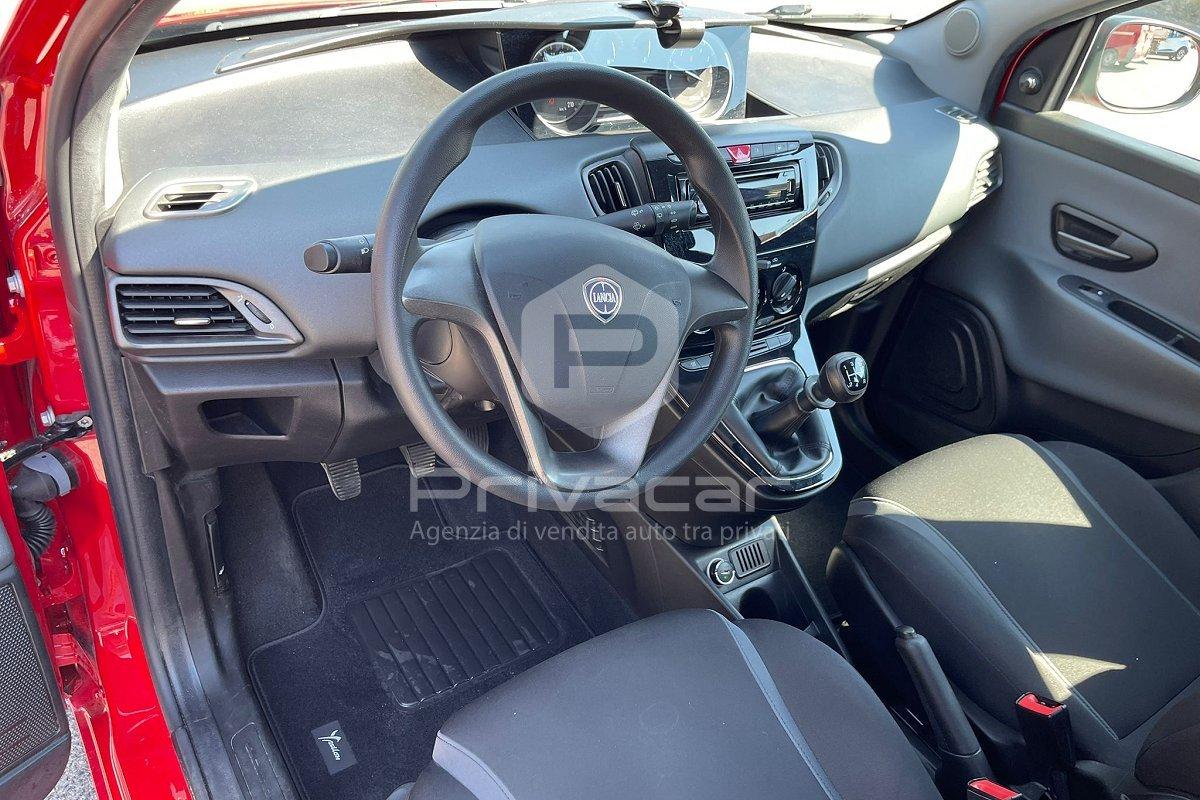 LANCIA Ypsilon 1.2 69 CV 5 porte Silver