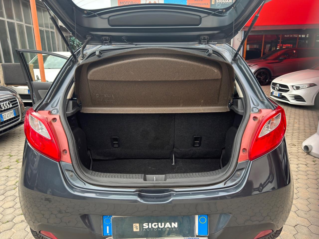 Mazda 2 1.3 16V 75CV 5p