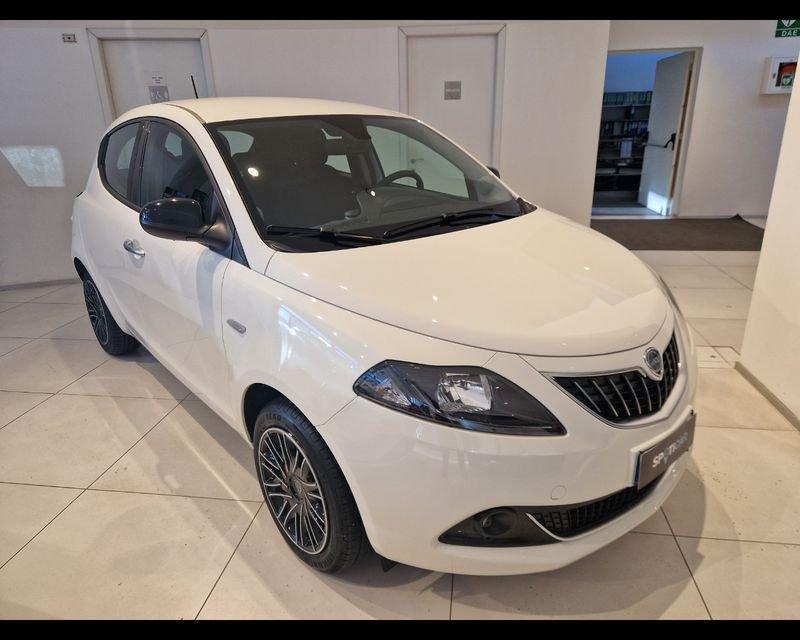 Lancia Ypsilon III 2021 1.0 firefly hybrid Gold s&s 70cv