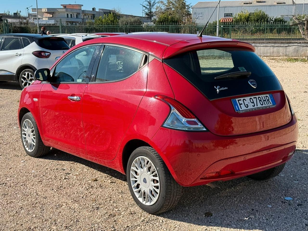 Lancia Ypsilon 1.2 69 CV 5 porte Platinum