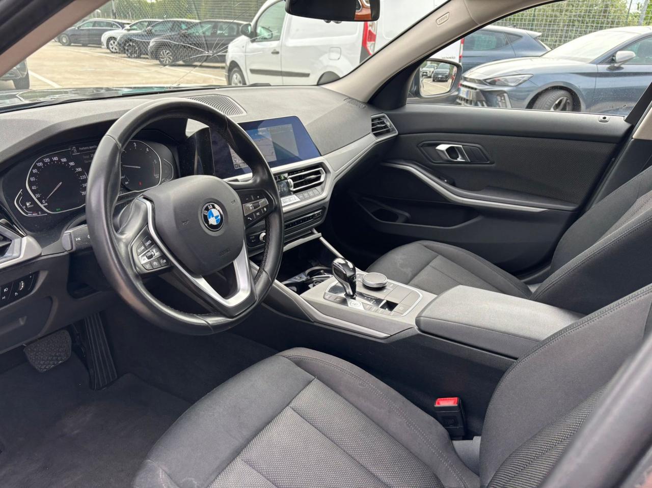 BMW 318 d Touring mhev 48V Business Advantage auto