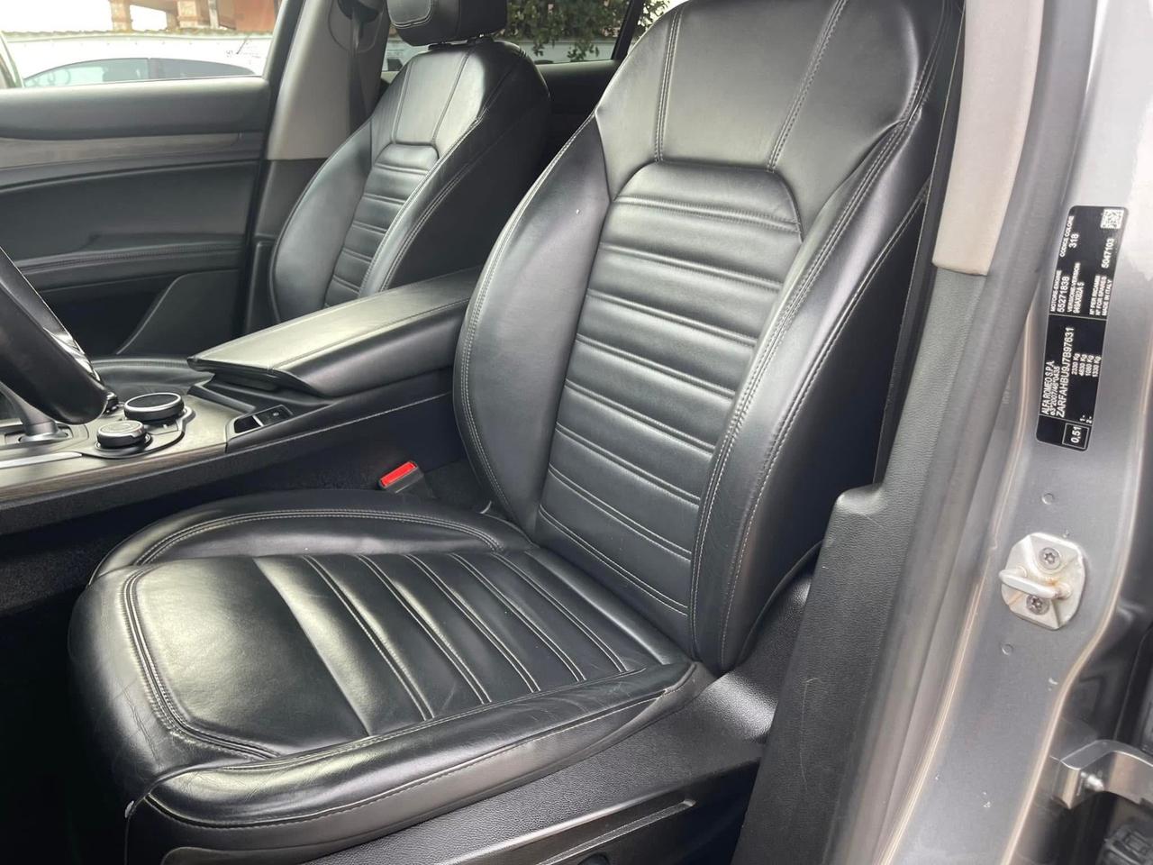 Alfa Romeo Stelvio Executive AT8 Q4 2.2 TurboDiesel 210cv