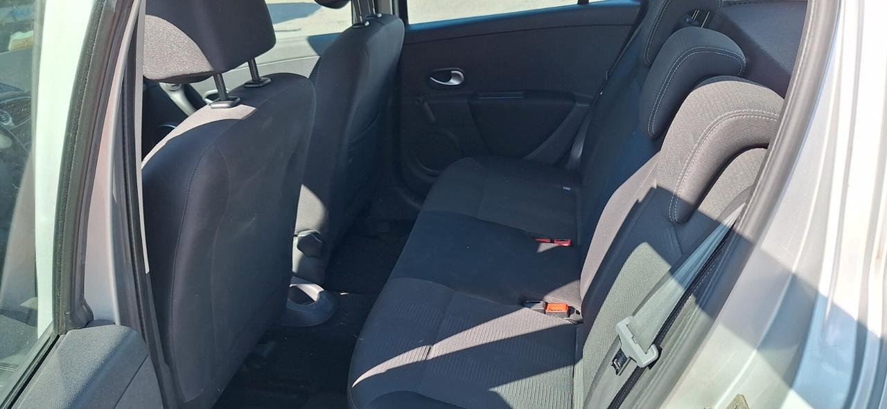 Renault Clio 1.2 16V 5 porte Dynamique