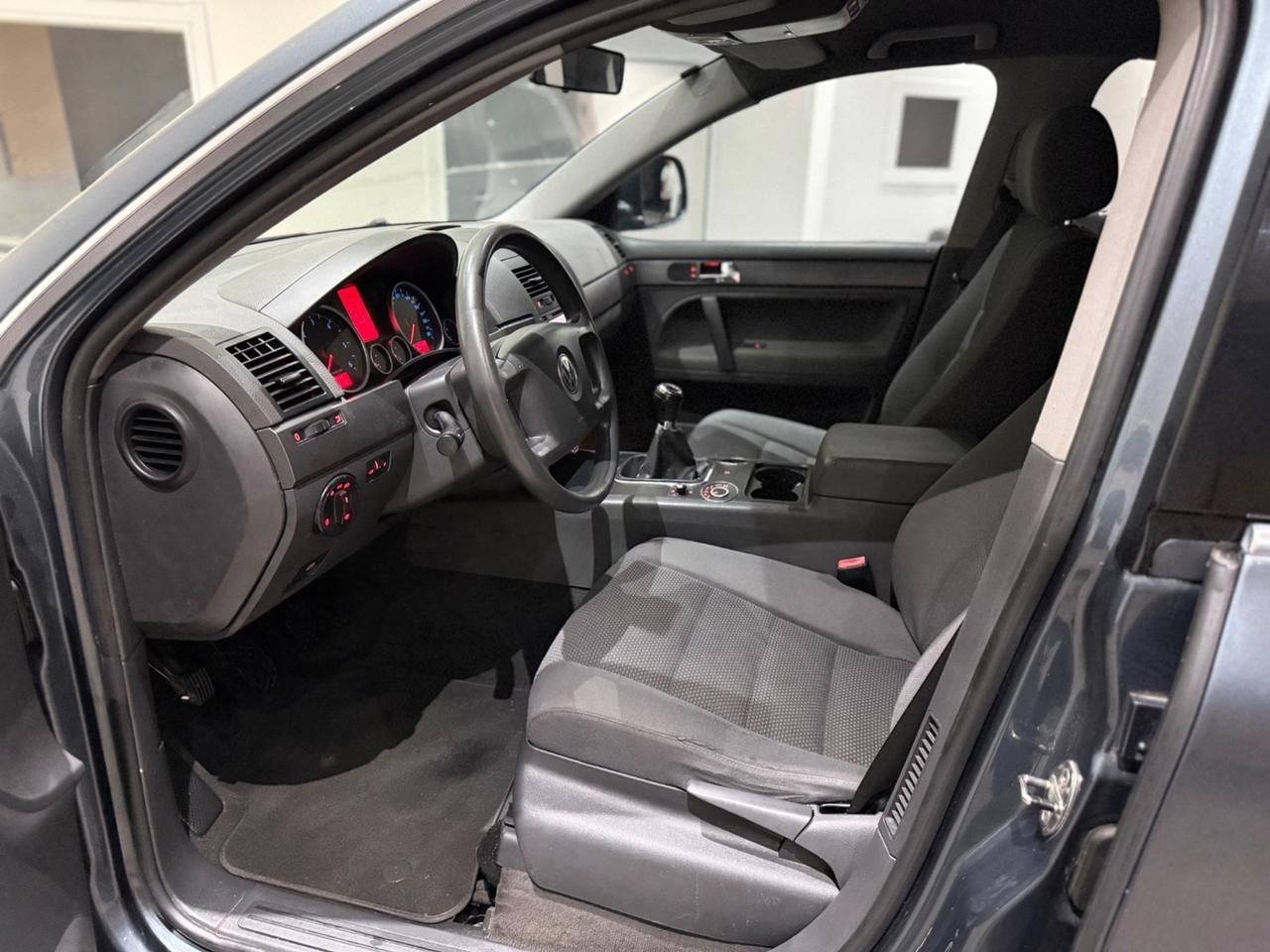 Volkswagen Touareg 2.5 R5 TDI DPF Exclusive 4x4