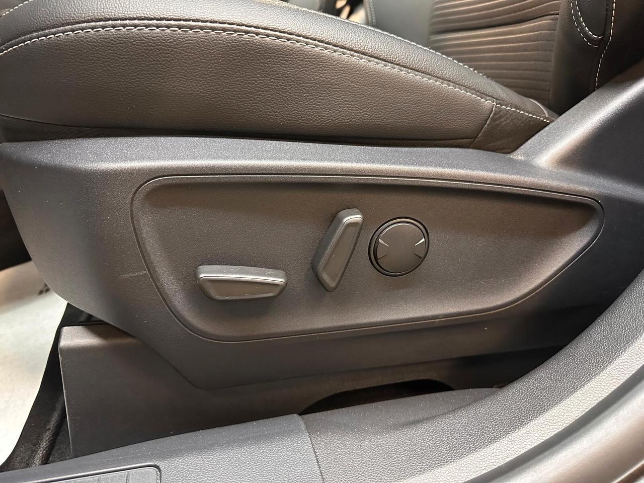 Ford Kuga 2.5 full hybrid Titanium X awd 190cv e-shifter *IVA ESPOSTA*