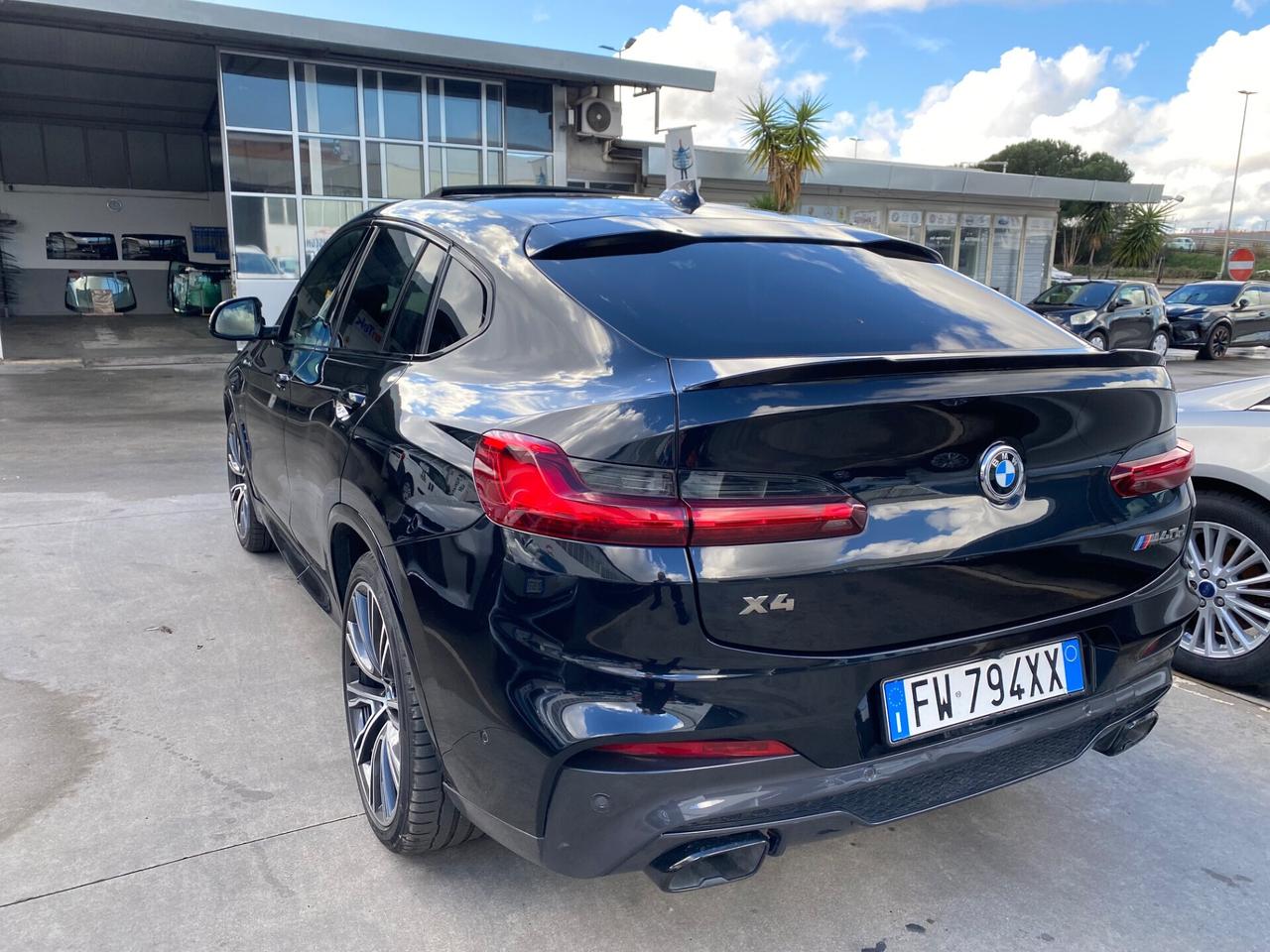 Bmw X4 M40 x drive TETTO INTERNI ROSSI