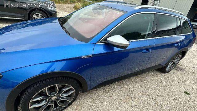 SKODA Superb Superb Wagon 2.0 tdi evo Scout 4x4 200cv dsg - GM4