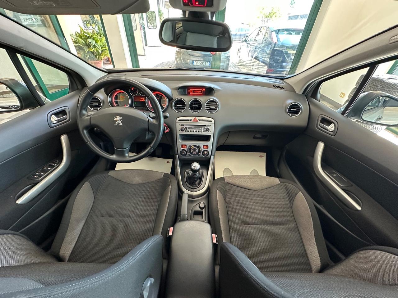 Peugeot 308 1.6 8V e-HDi 112CV Stop&Start 5p. Business