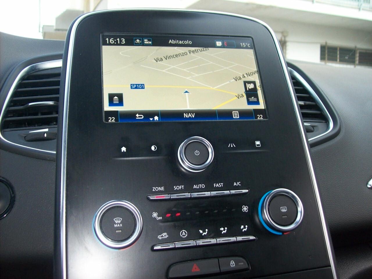 Renault Scenic 1.7 Blue dCi 120CV Sport Edition2