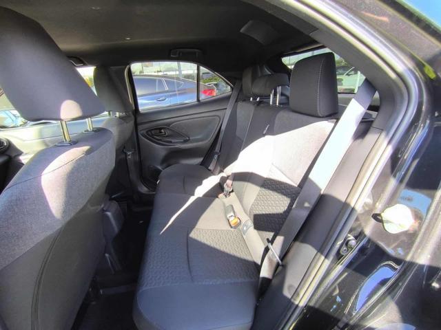 TOYOTA Yaris Cross 1.5 Hybrid 5p. E-CVT AWD-i Business