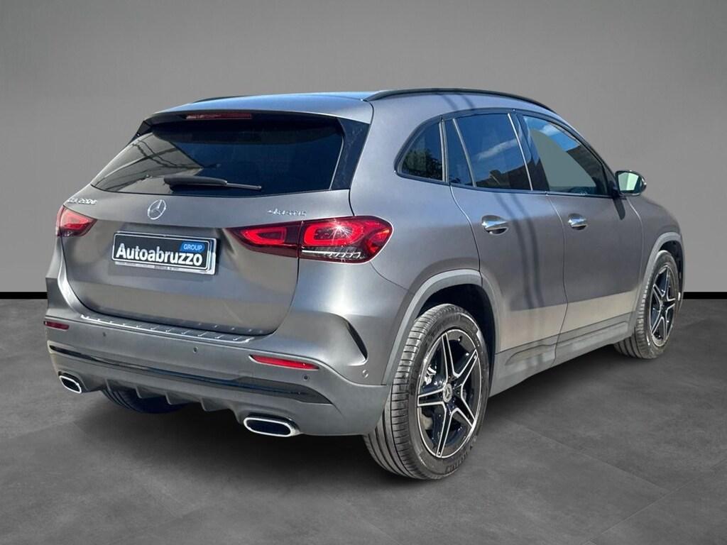 Mercedes GLA 220 220 D Premium 4Matic 8G-DCT
