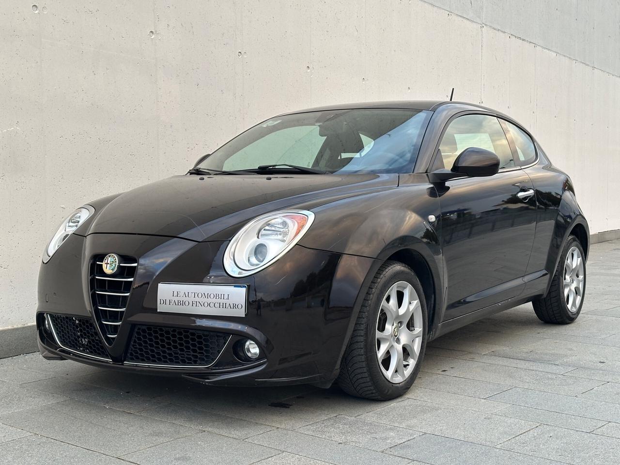 Alfa Romeo MiTo 1.4 78 CV Distinctive Premium Pack