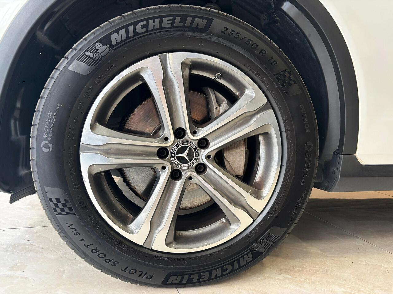 Mercedes GLC 250 4Matic NAVI-XENO-PELLE *PERFETTA*