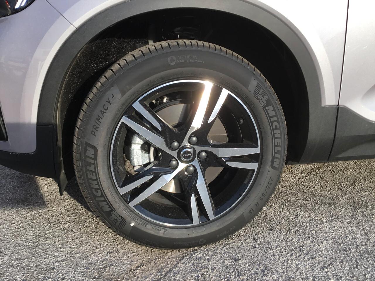 Volvo XC40 B3 Aut. Plus Dark