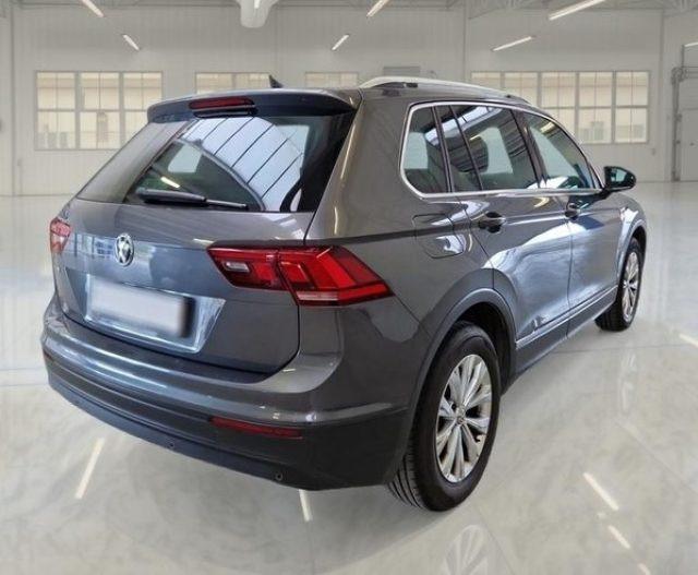 VOLKSWAGEN Tiguan 2.0 TDI SCR DSG Business BlueMotion Technology
