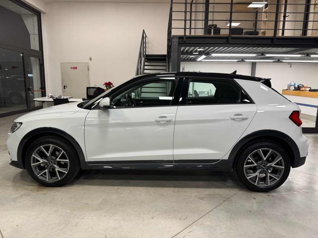 AUDI A1 citycarver 30 TFSI S tronic Admired