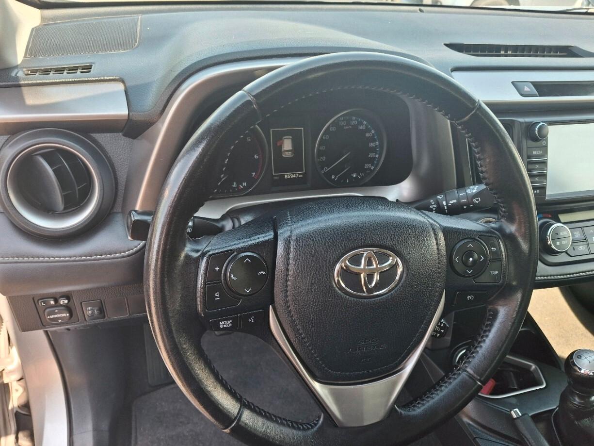 Toyota RAV 4 RAV4 2.0 D-4D 2WD Style