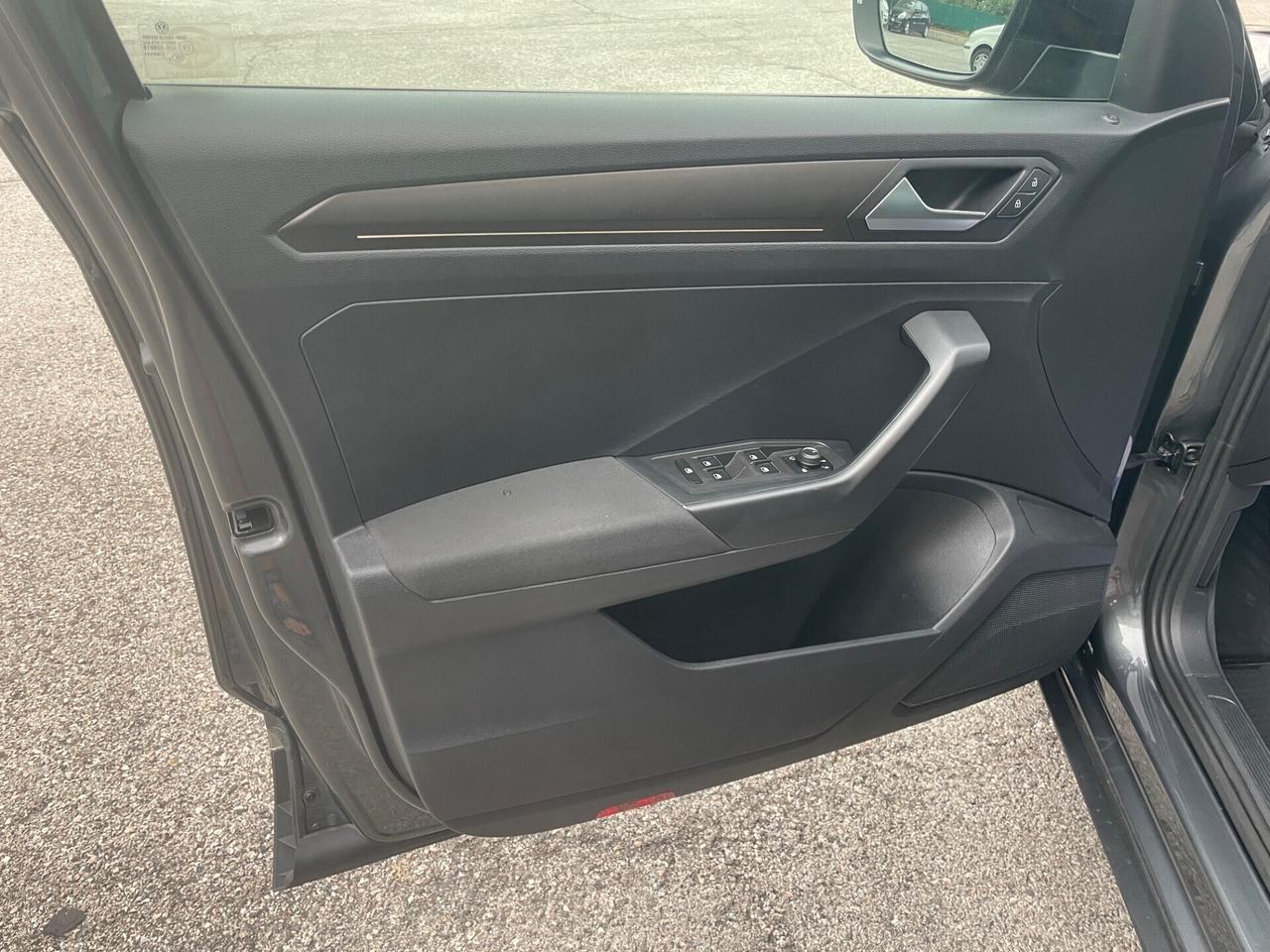 Volkswagen T-Roc 1.6 TDI 116CV Style